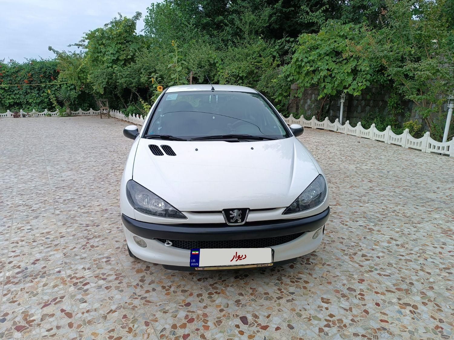 پژو ۲۰۶ صندوق دار v8 - 1397
