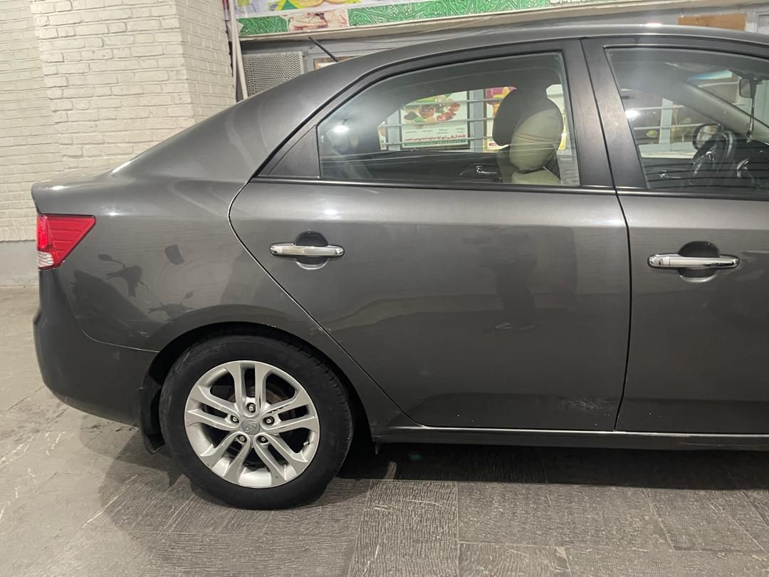 کیا سراتو 2.0 لیتر اتوماتیک GT لاین - 2016