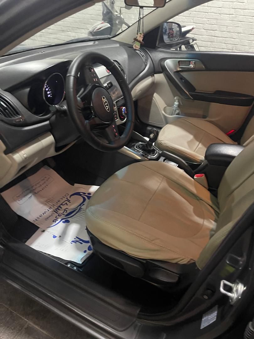 کیا سراتو 2.0 لیتر اتوماتیک GT لاین - 2016