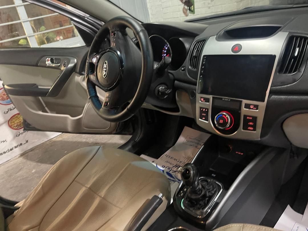 کیا سراتو 2.0 لیتر اتوماتیک GT لاین - 2016