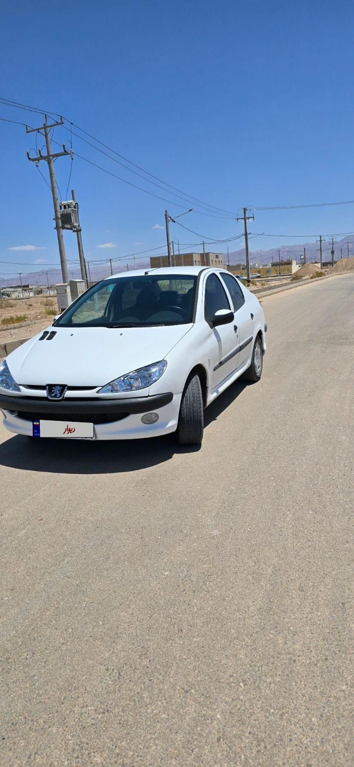 پژو ۲۰۶ صندوق دار v8 - 1394