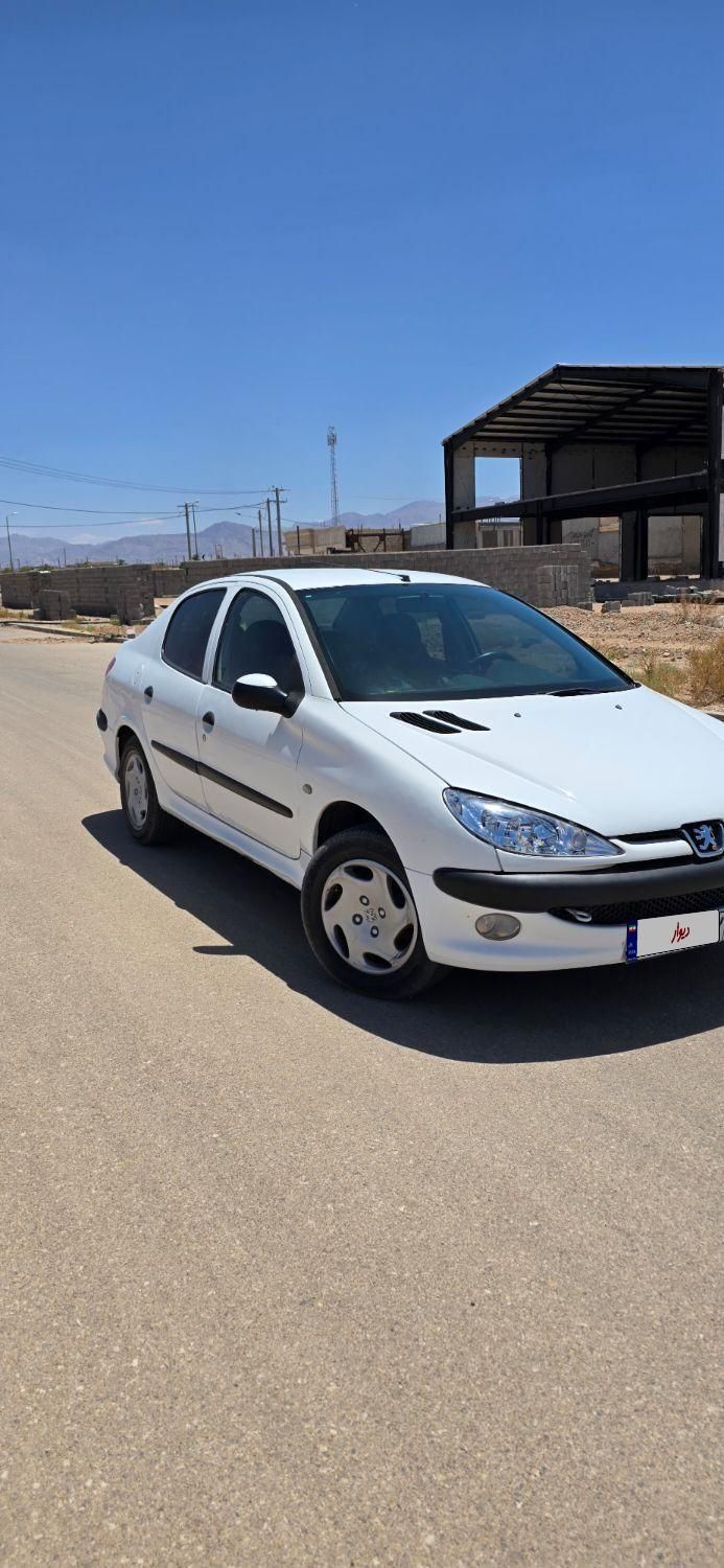 پژو ۲۰۶ صندوق دار v8 - 1394