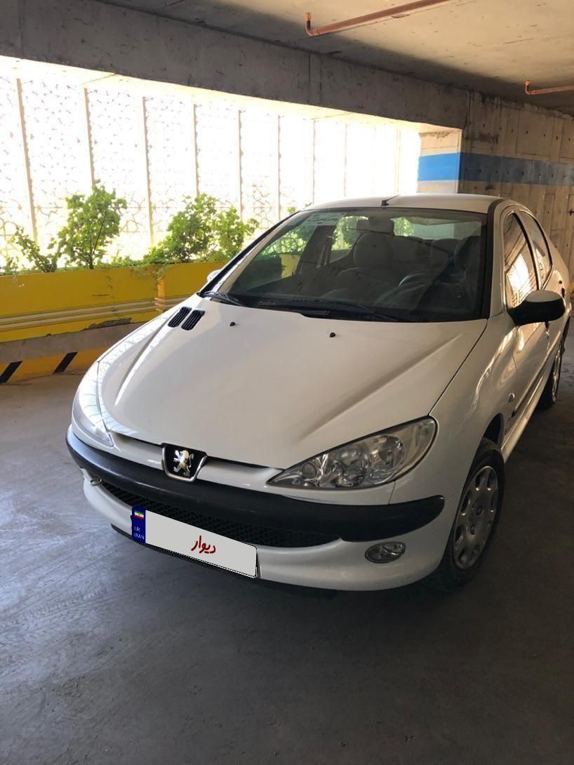 پژو ۲۰۶ صندوق دار v8 - 1398