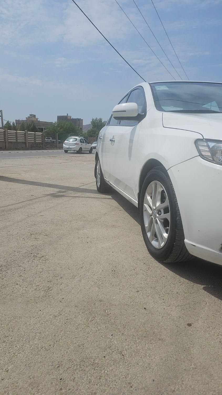 کیا سراتو 2.0 لیتر اتوماتیک GT لاین - 2016