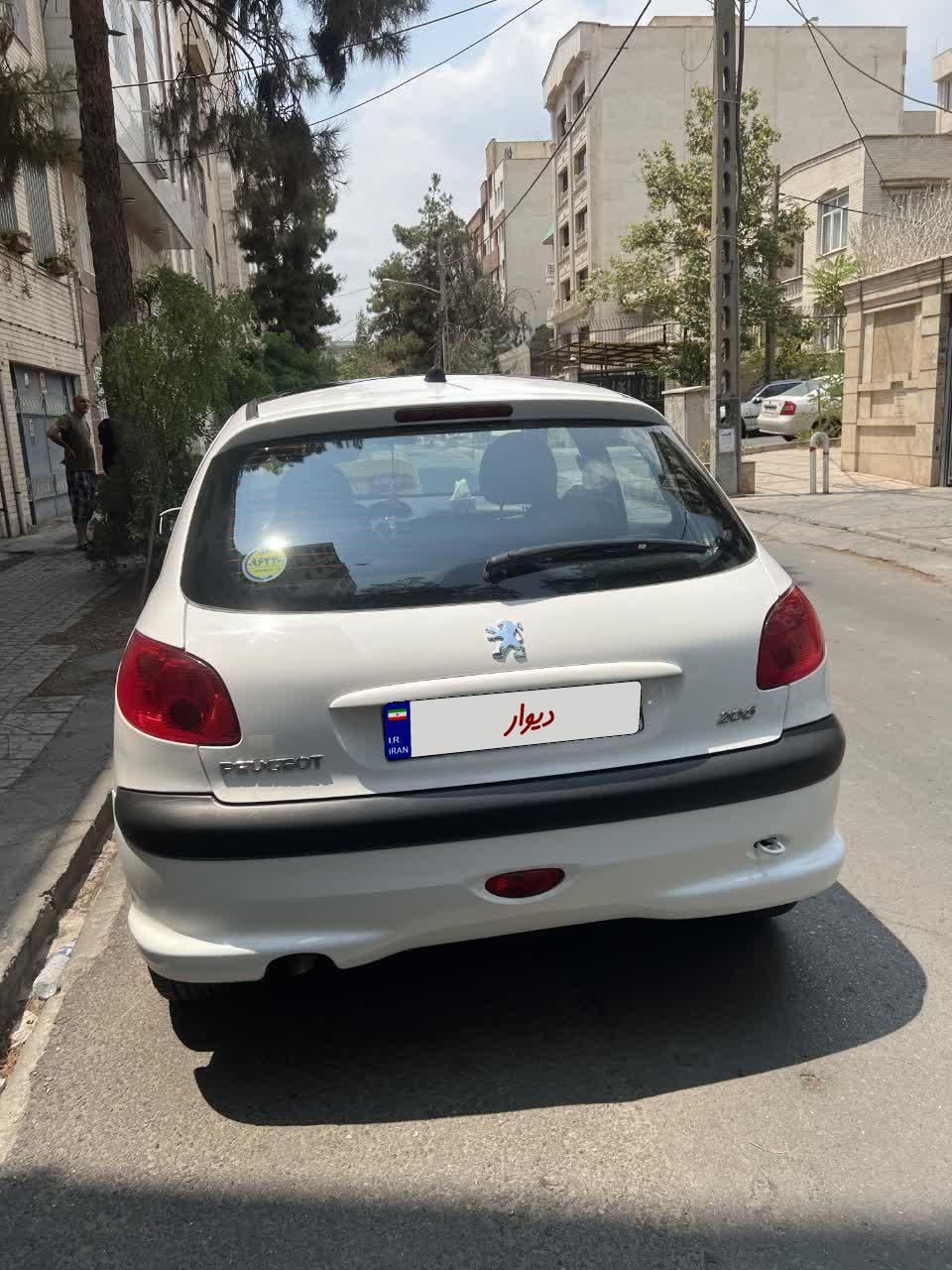 پژو 206 تیپ 3 - 1401