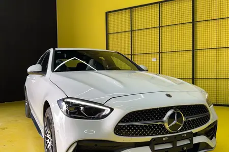بنز C 200 - 2025