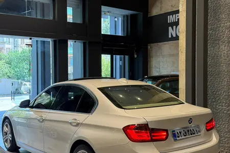 ب ام و سری 3 سدان 320i - 2014