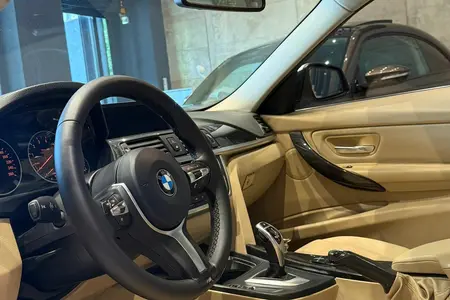 ب ام و سری 3 سدان 320i - 2014