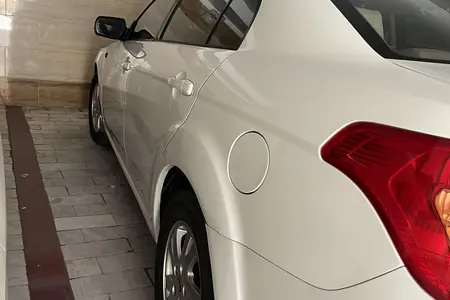 بسترن B50 اتوماتیک - 1393