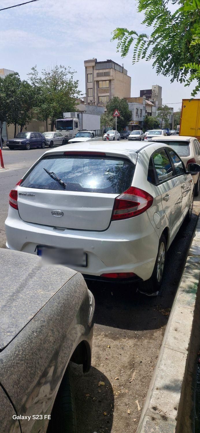 ام وی ام 315 هاچ بک ساده دنده ای - 1394