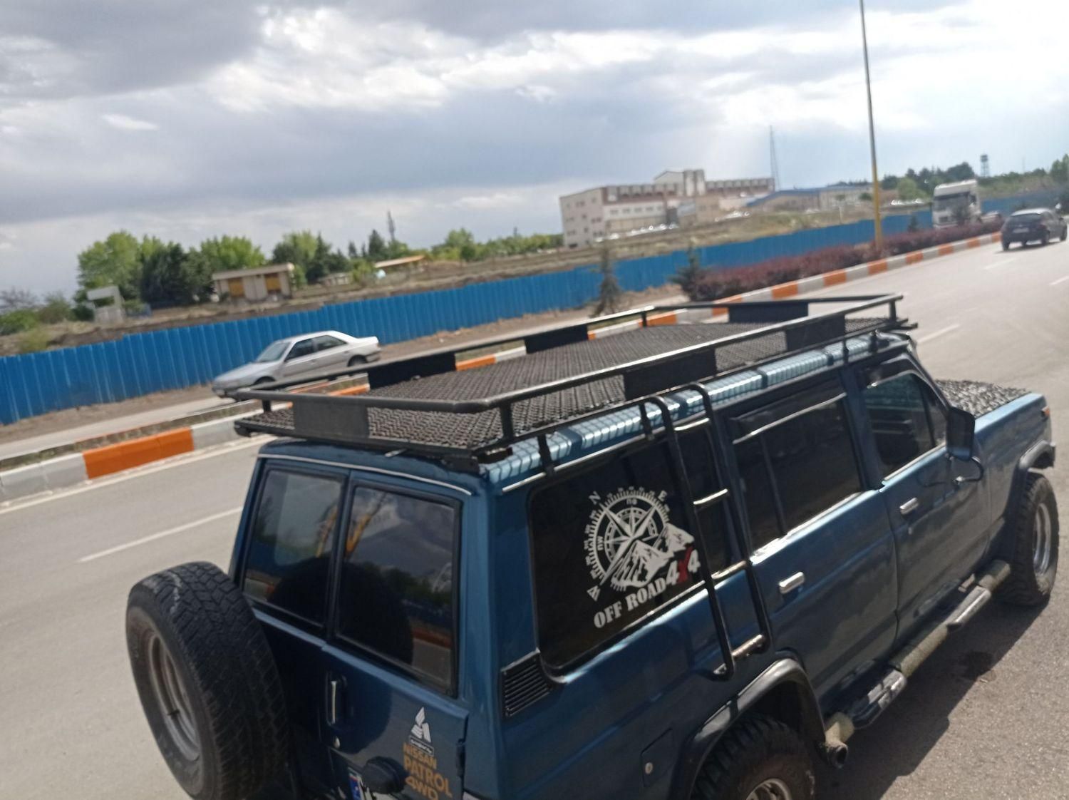نیسان پاترول چهار درب 6 سیلندر - 1372