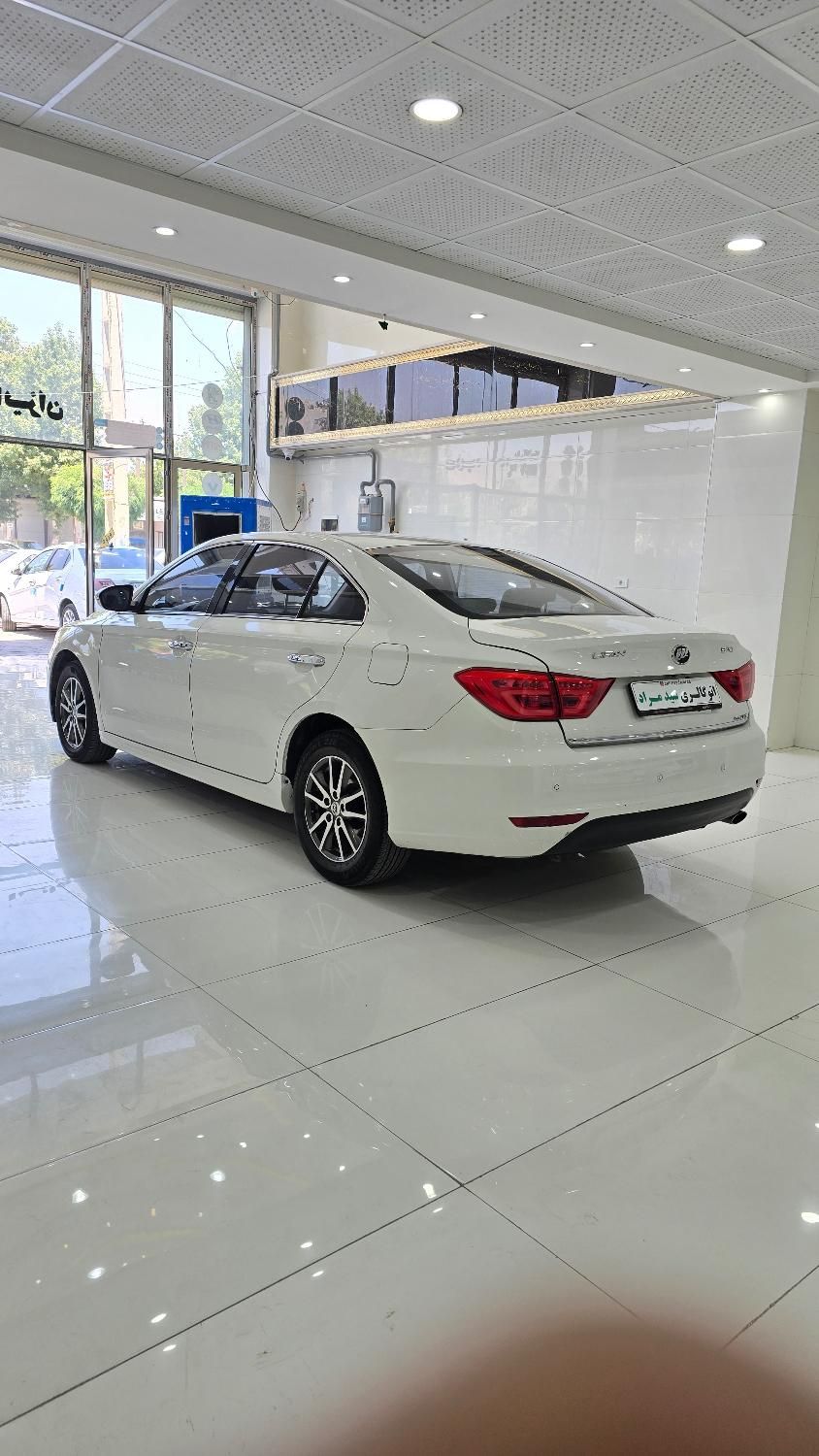 لیفان 820 اتوماتیک - 1396