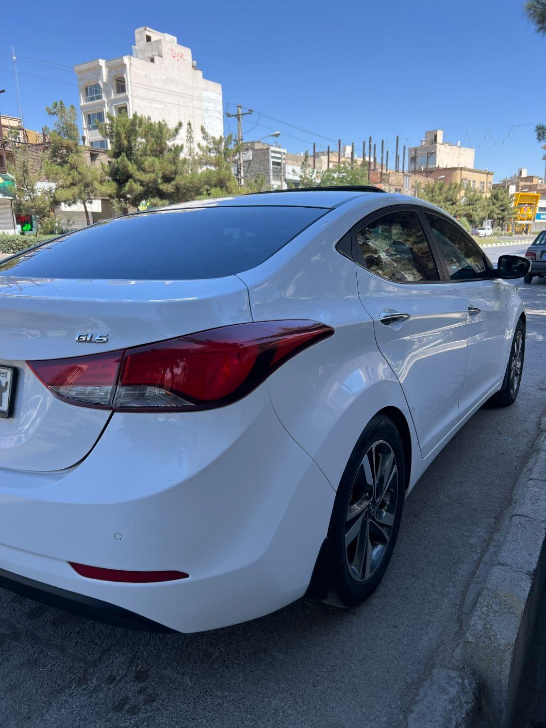هیوندای النترا 1.8 لیتر - 2014