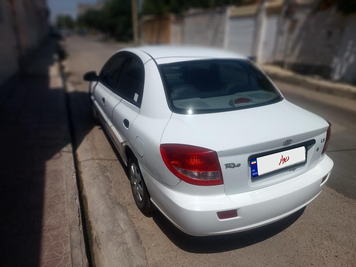 کیا ریو صندوقدار فول UB - 2015