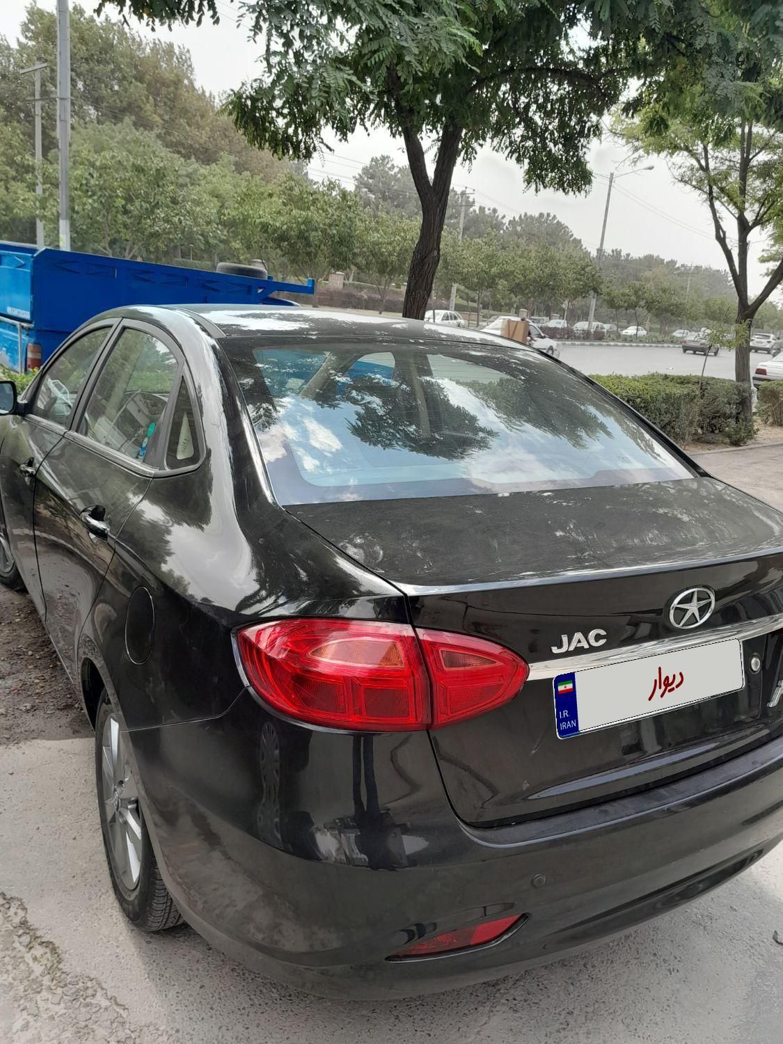 جک J4 اتوماتیک ساده - 1403