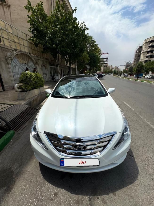 هیوندای سوناتا فول YF - 2013