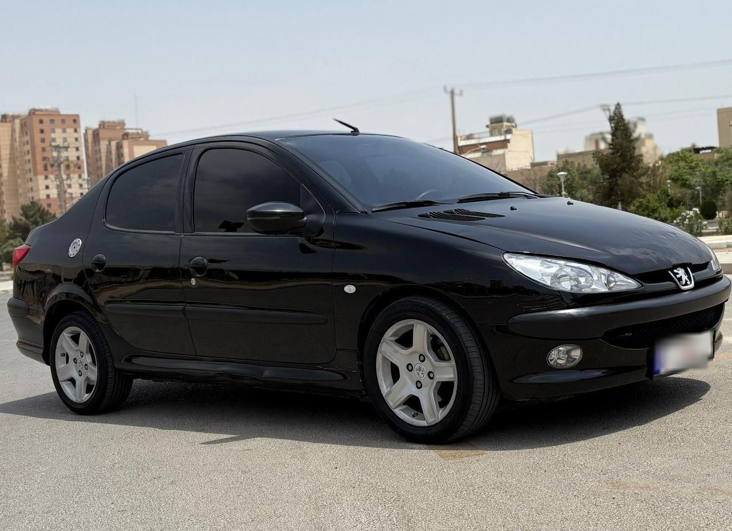 پژو ۲۰۶ صندوق دار v8 - 1391