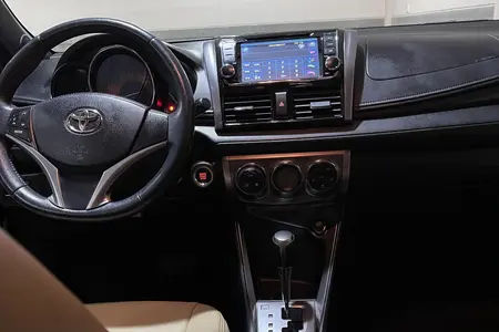 تویوتا یاریس هاچ بک XP150 - 2015