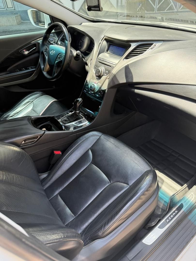 هیوندای آزرا (گرنجور) 3000cc - 2012