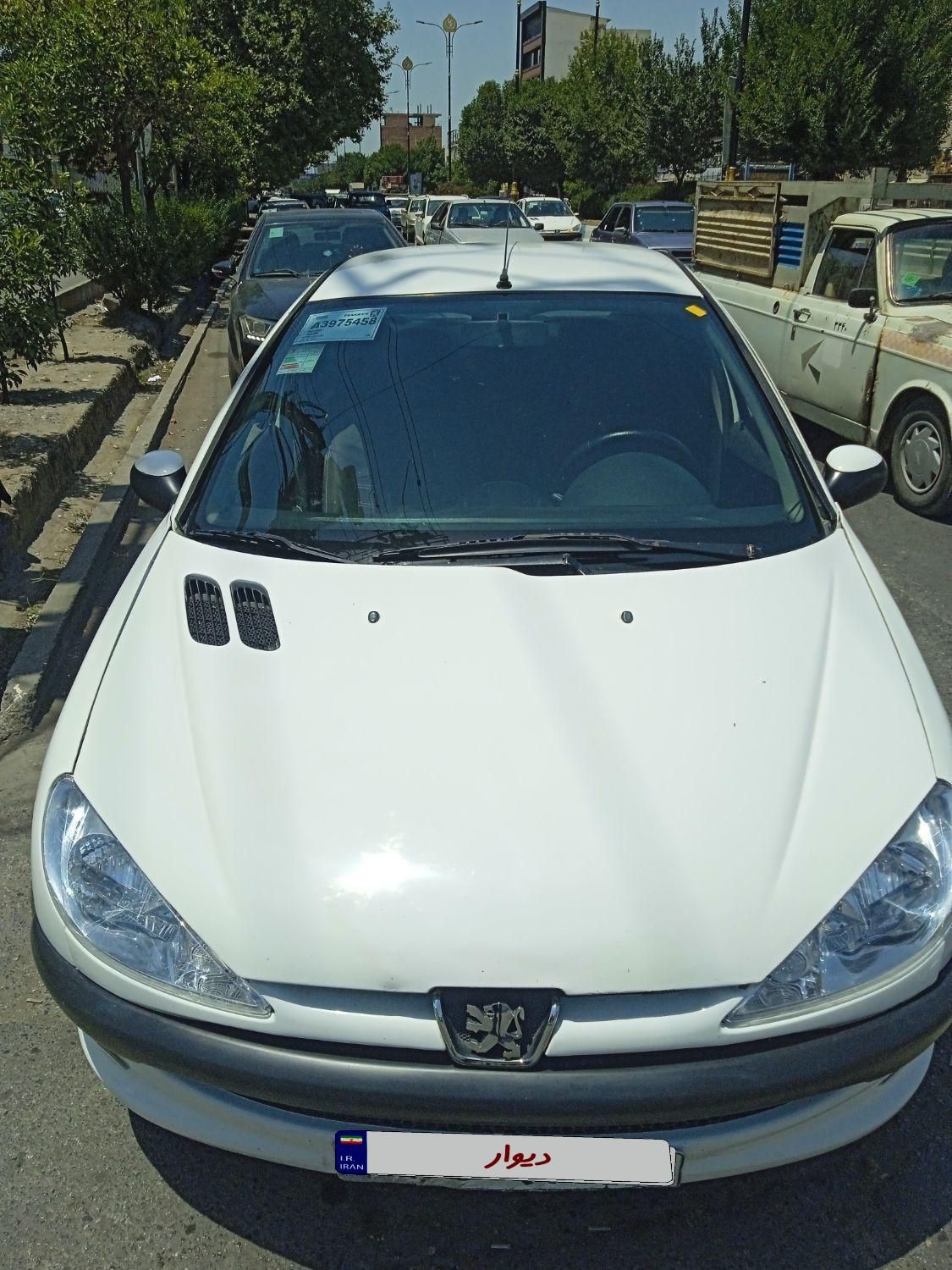 پژو ۲۰۶ صندوق دار v8 - 1391
