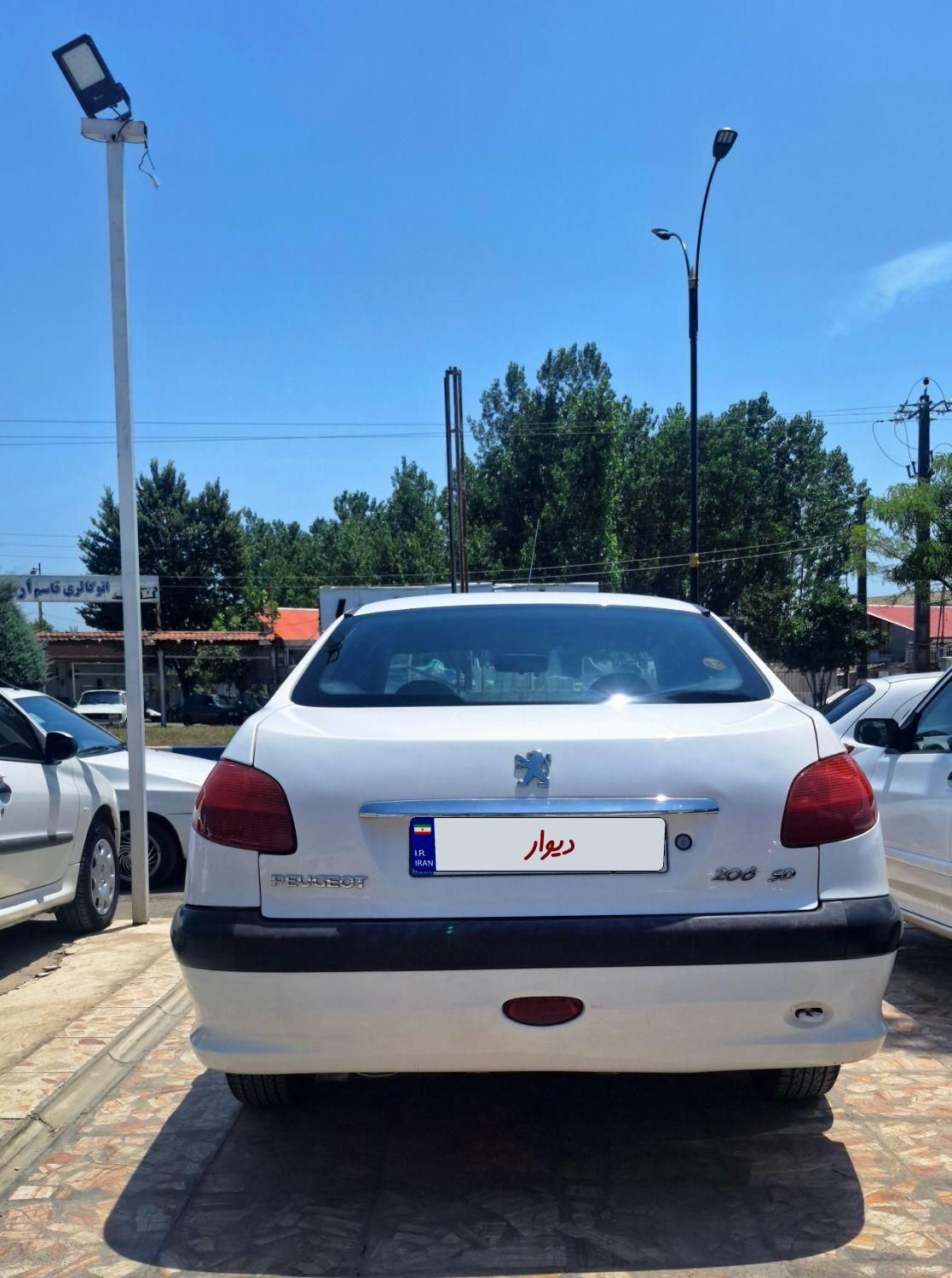 پژو ۲۰۶ صندوق دار v8 - 1389