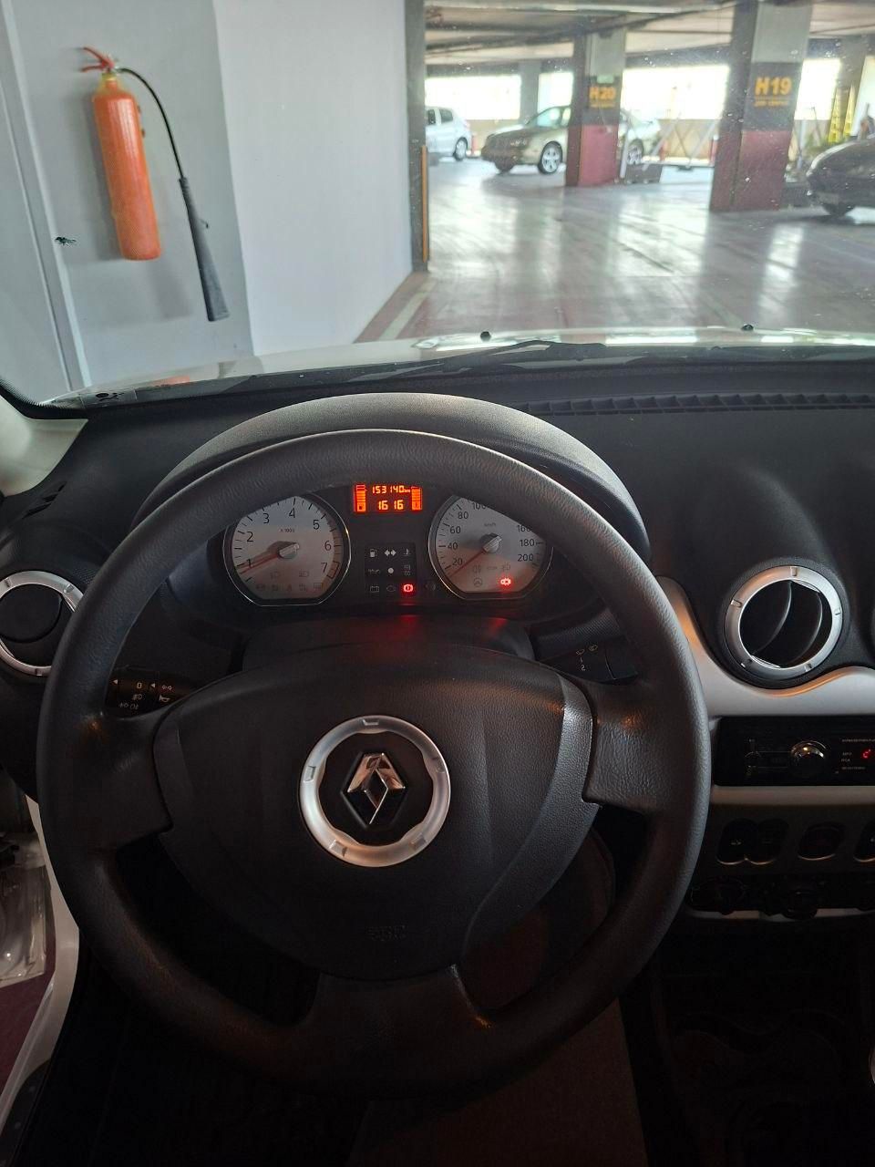رنو ساندرو دنده ای - 1395