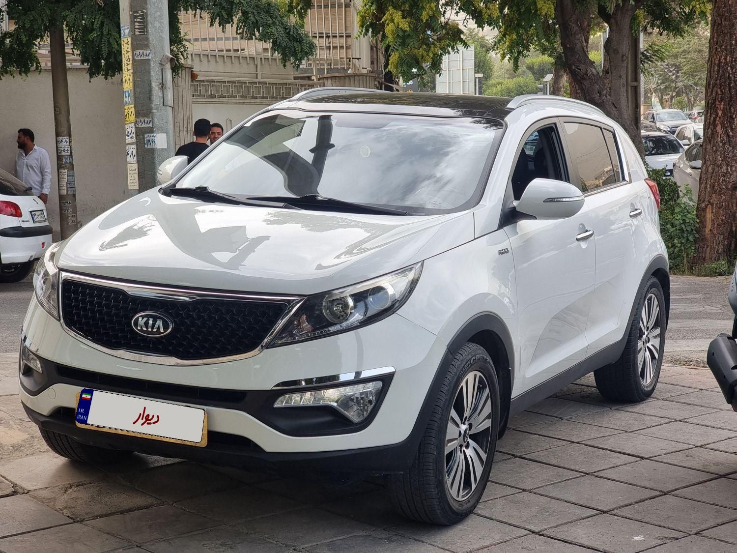 کیا اسپورتیج 4 سیلندر فول 2400cc - 2015