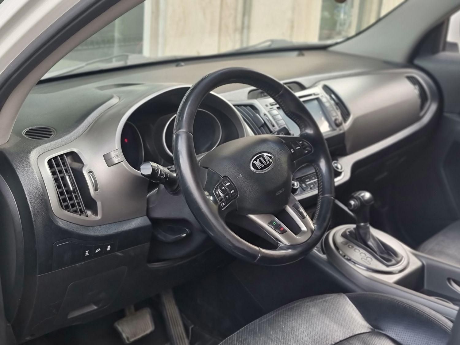 کیا اسپورتیج 4 سیلندر فول 2400cc - 2015