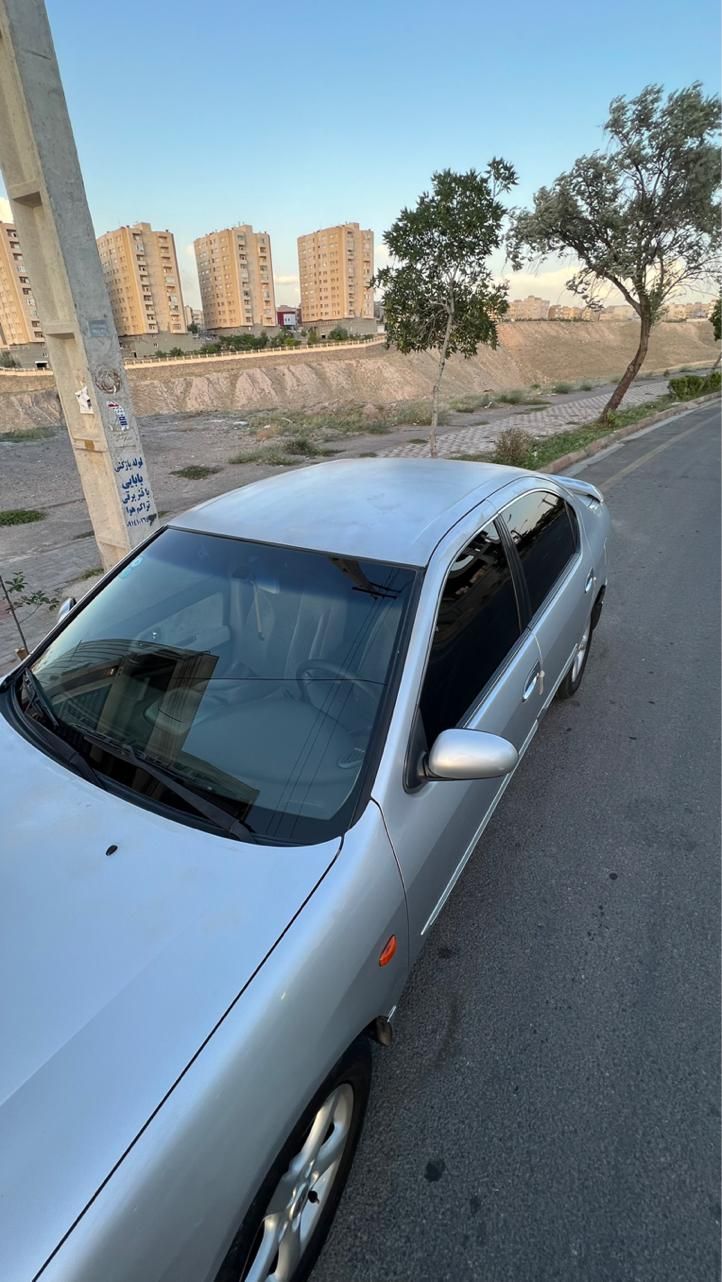 نیسان ماکسیما دنده‌ای - 1384