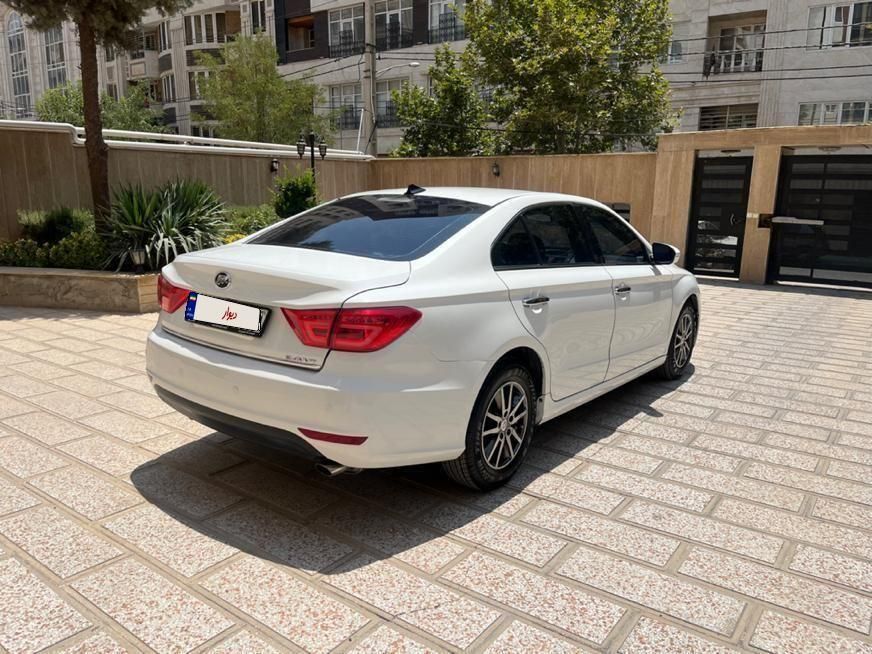 لیفان 820 اتوماتیک - 1395