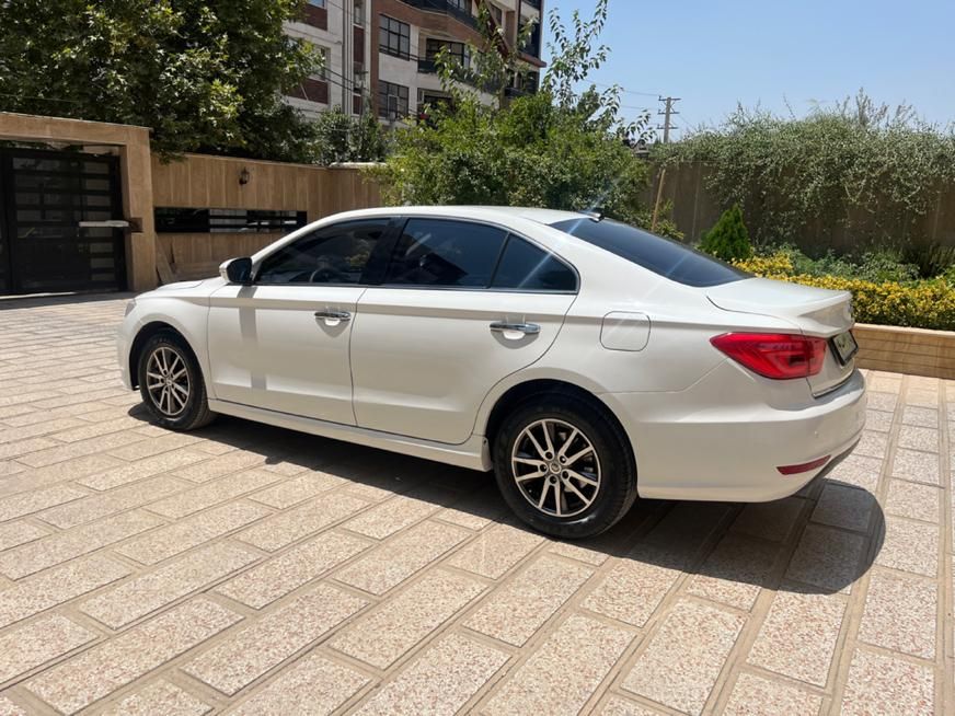 لیفان 820 اتوماتیک - 1395