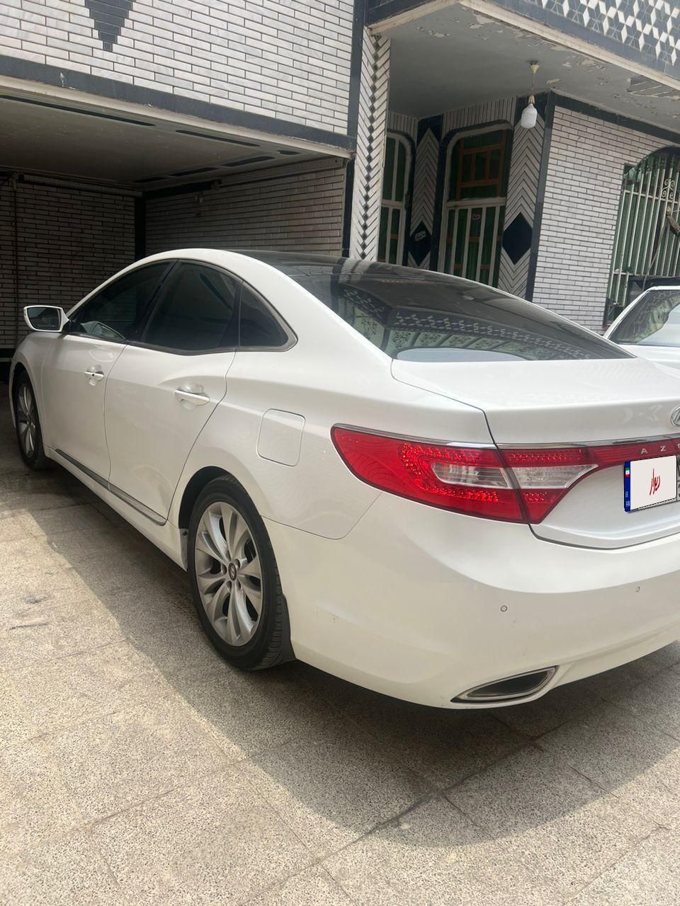 هیوندای آزرا (گرنجور) 2400cc - 2018