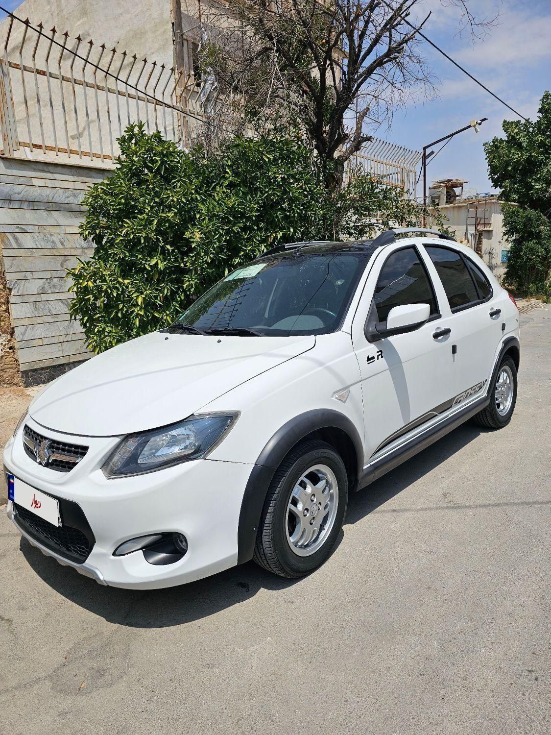 کوییک R دنده‌ای - 1399