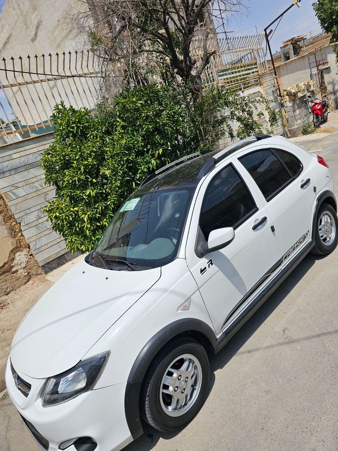خودرو کوییک، R آگهی ann_19287619