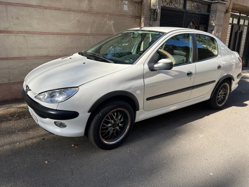 پژو ۲۰۶ صندوق دار v8 - 1389