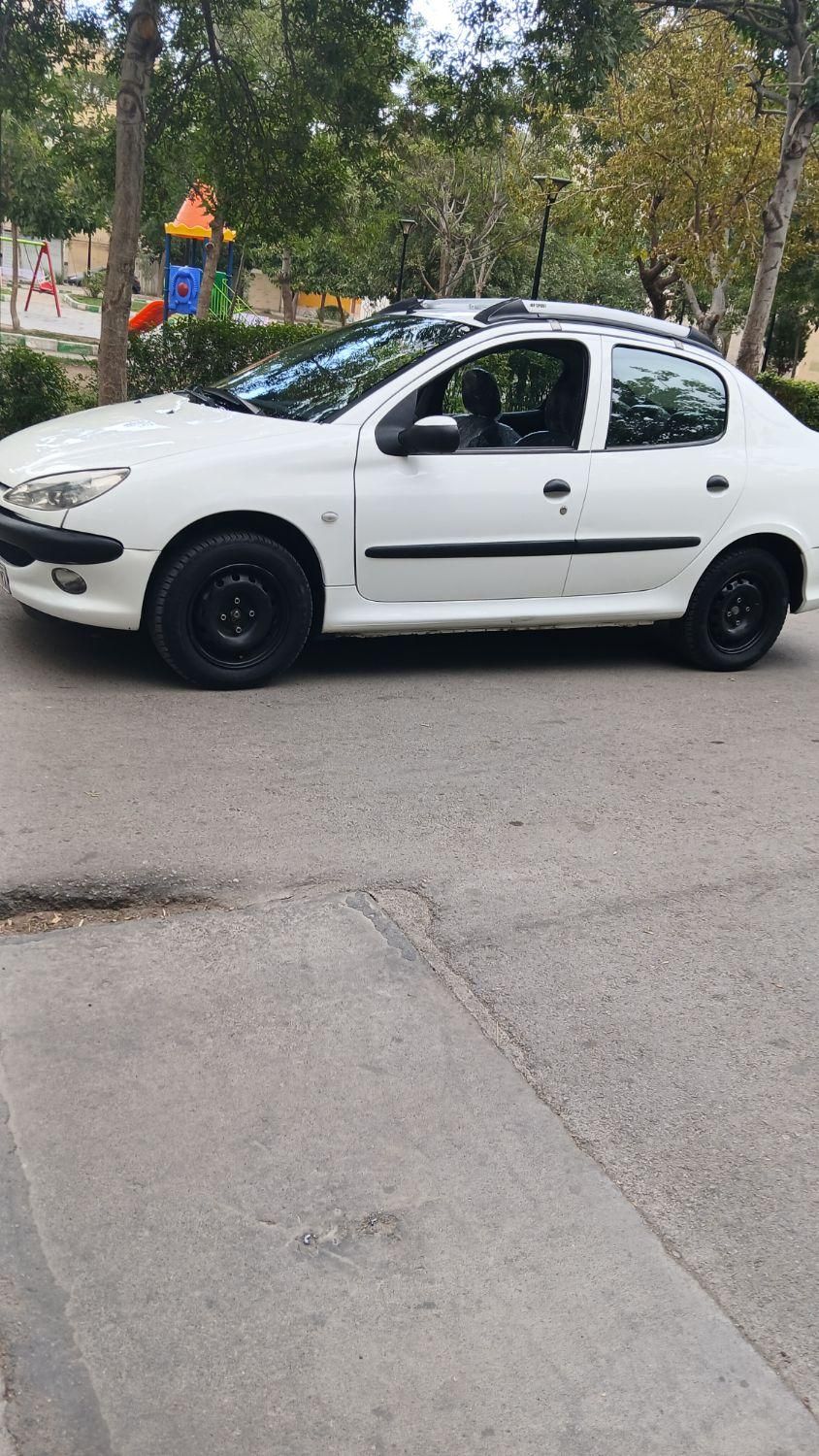 پژو ۲۰۶ صندوق دار v8 - 1395