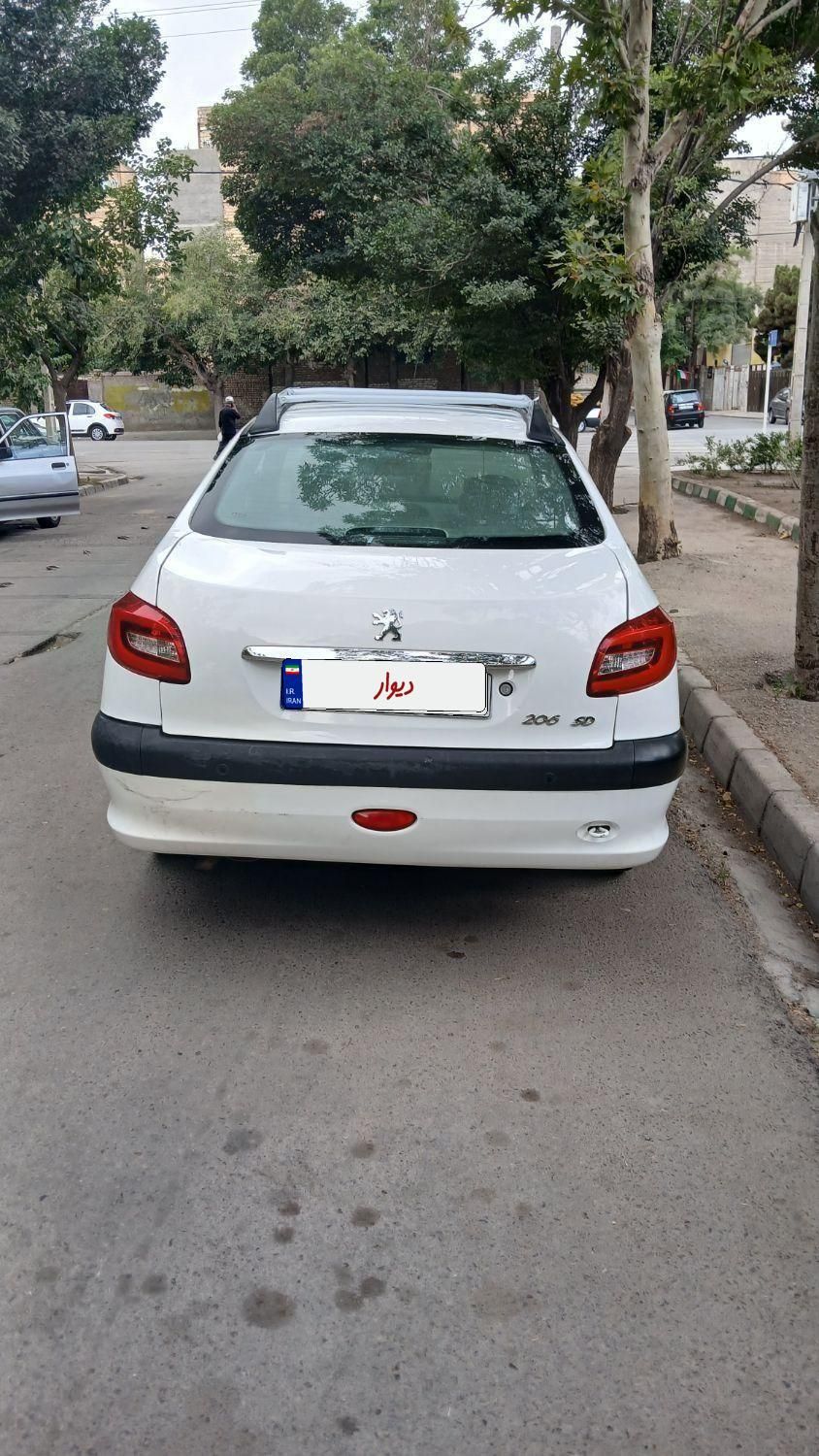 پژو ۲۰۶ صندوق دار v8 - 1395