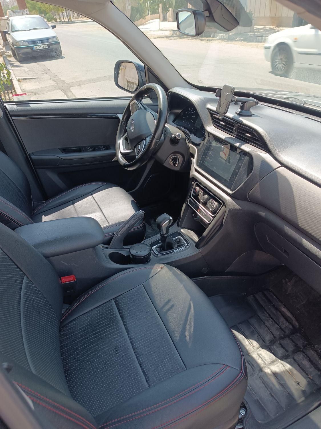 ام وی ام X33 S اتوماتیک اسپرت فیس جدید - 1400