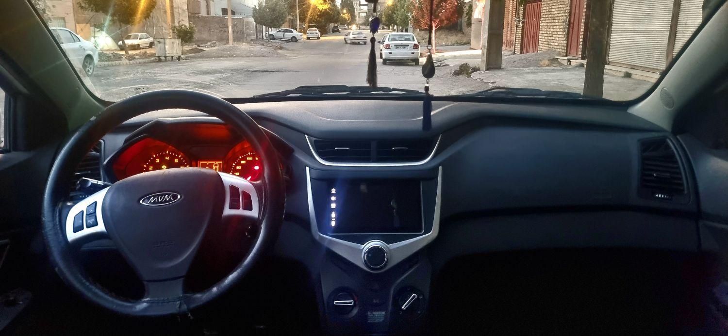 ام وی ام 315 هاچ بک اسپرت اکسلنت - 1398