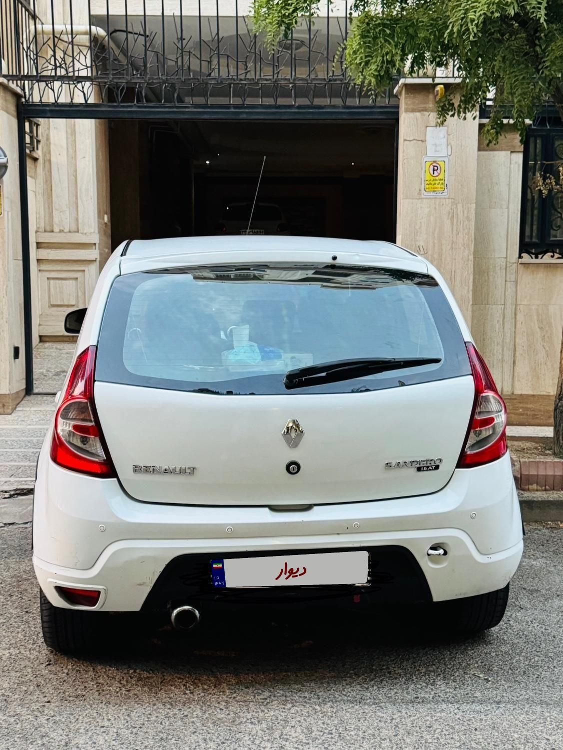 رنو ساندرو اتوماتیک - 1396