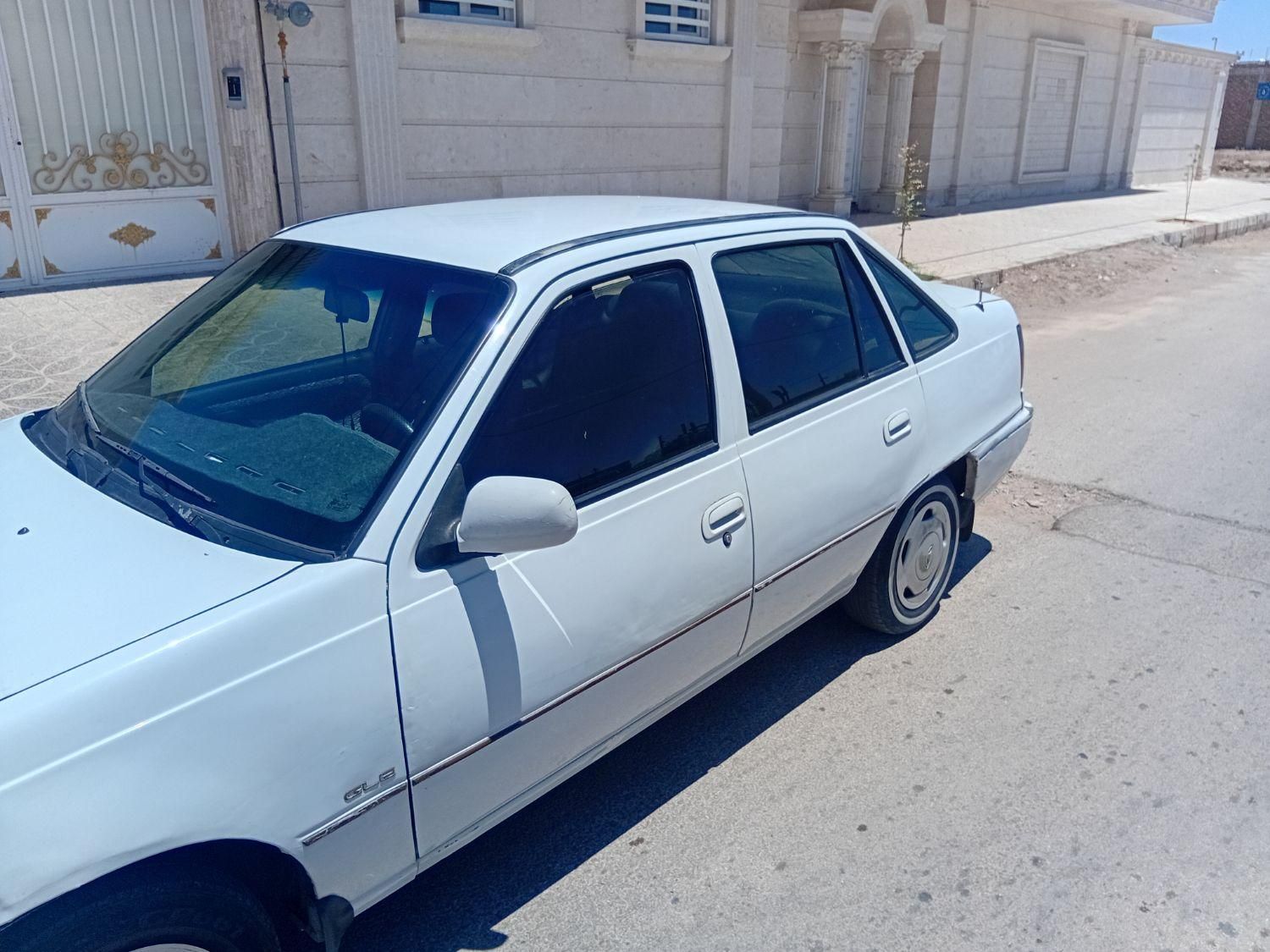 دوو سیلو سدان - 1381