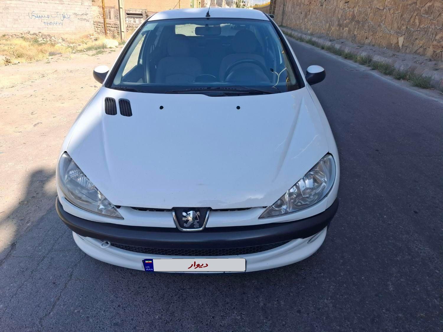 پژو ۲۰۶ صندوق دار v8 - 1394