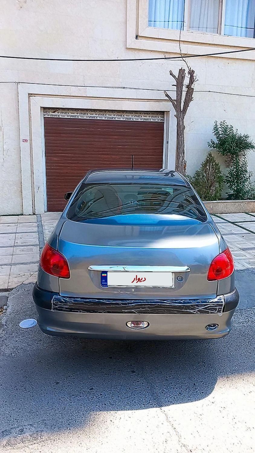 پژو ۲۰۶ صندوق دار v8 - 1390