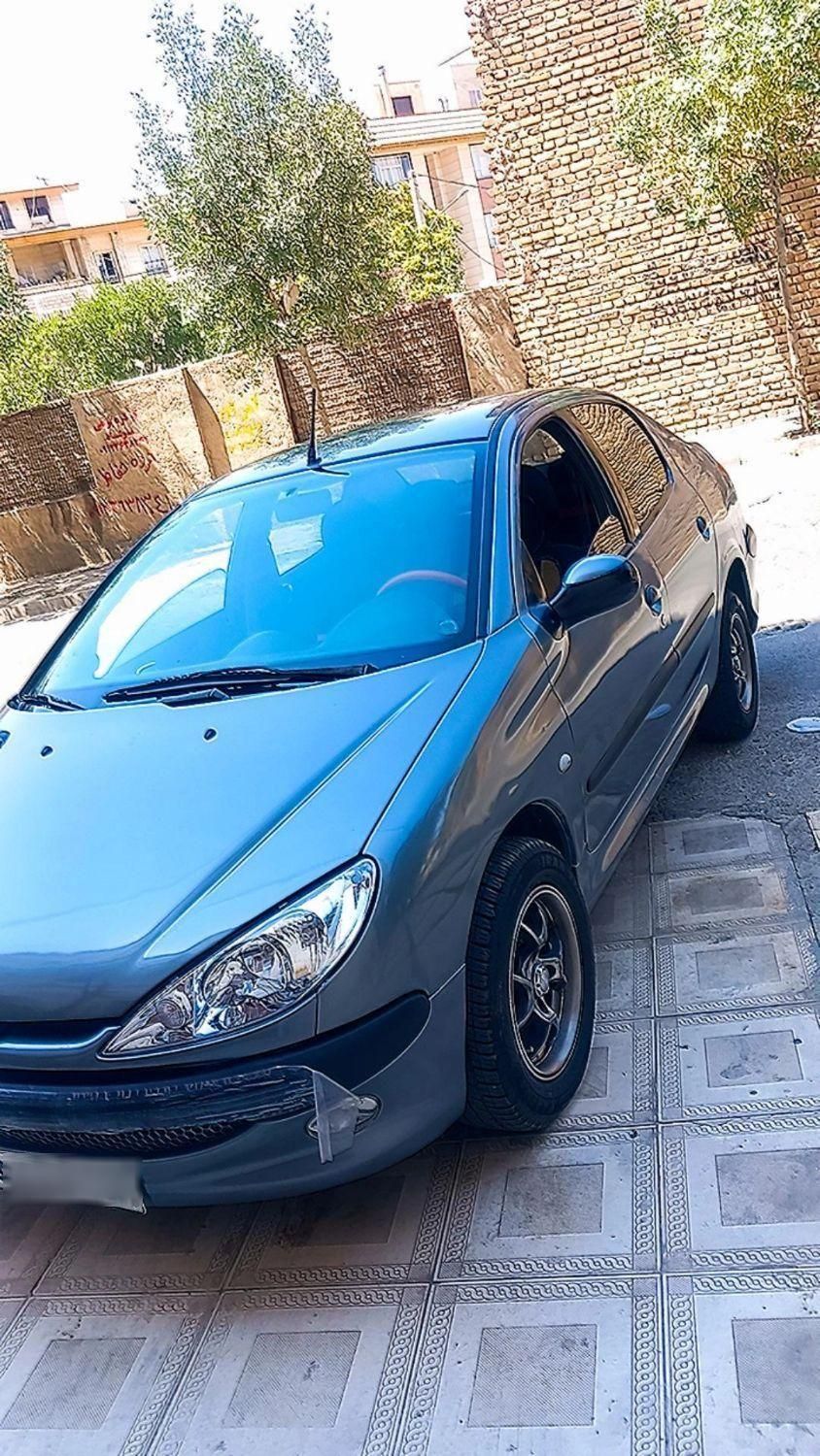 پژو ۲۰۶ صندوق دار v8 - 1390