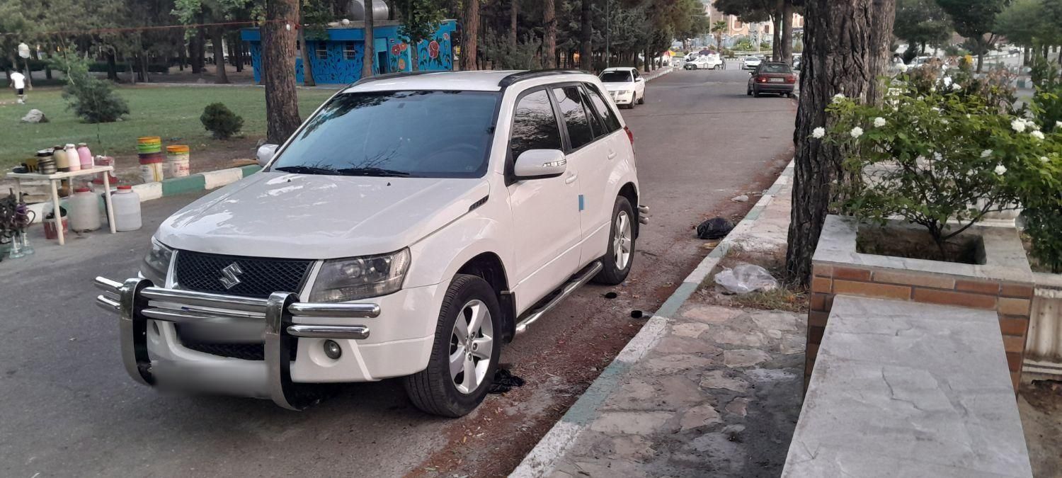 سوزوکی ویتارا ایران خودرو 2400 اتوماتیک - 1389