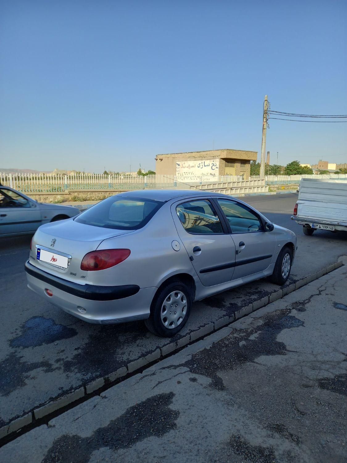 پژو ۲۰۶ صندوق دار v8 - 1387