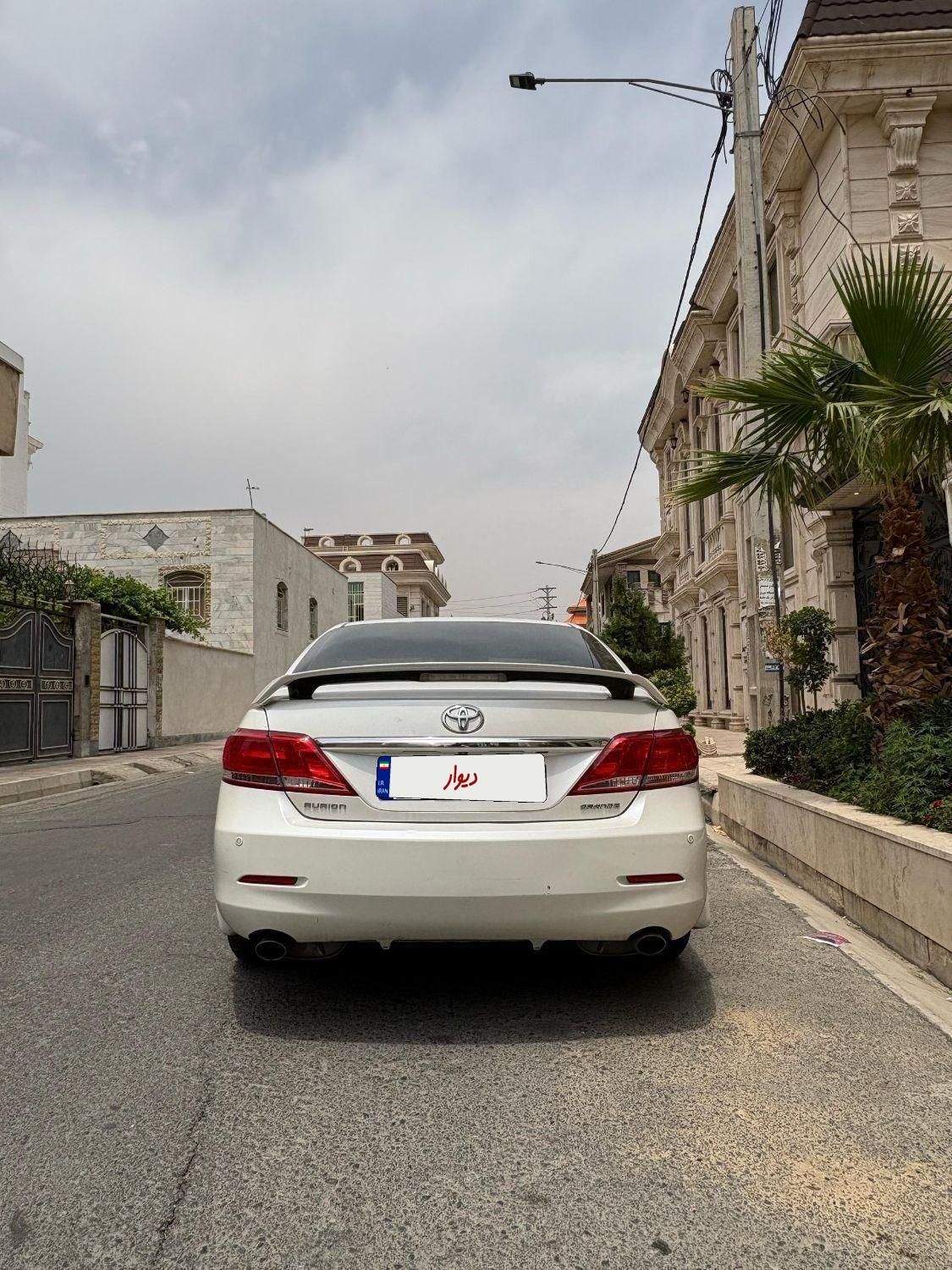 تویوتا آریون XV40 - 2011