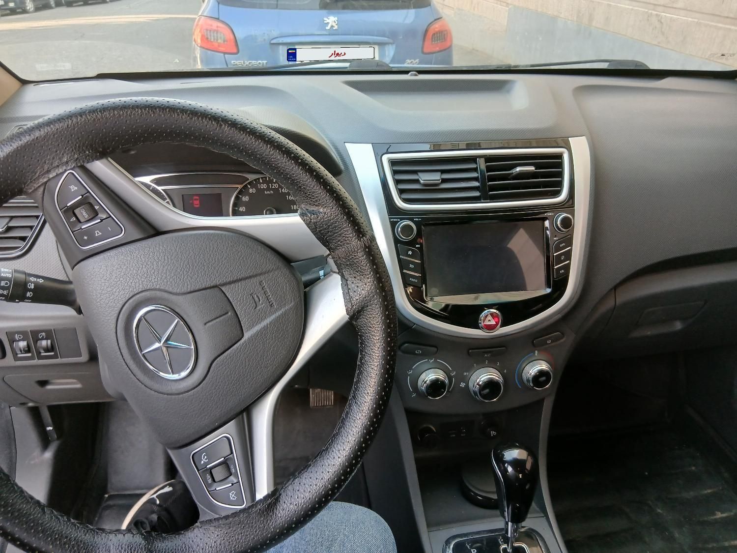 جک J4 اتوماتیک ساده - 1401