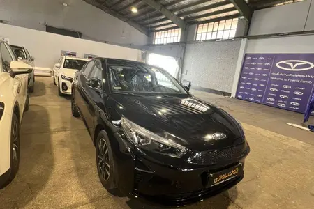 کی ام سی EJ7 ساده - 2024