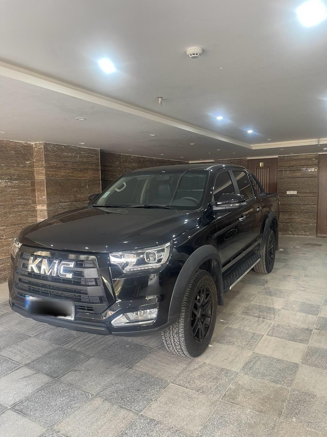 خودرو کی ام سی، T8 آگهی ann_19292296